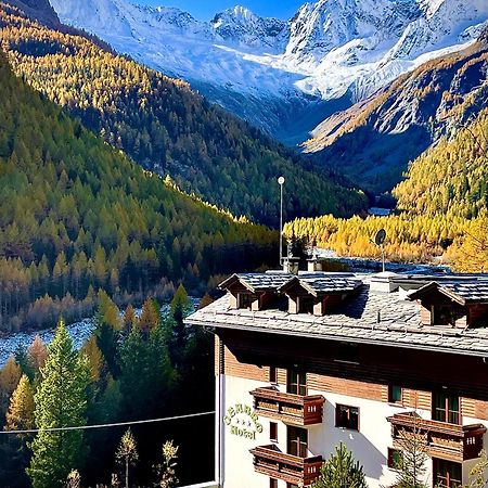 Hotel Gembro Chiesa in Valmalenco Exterior foto