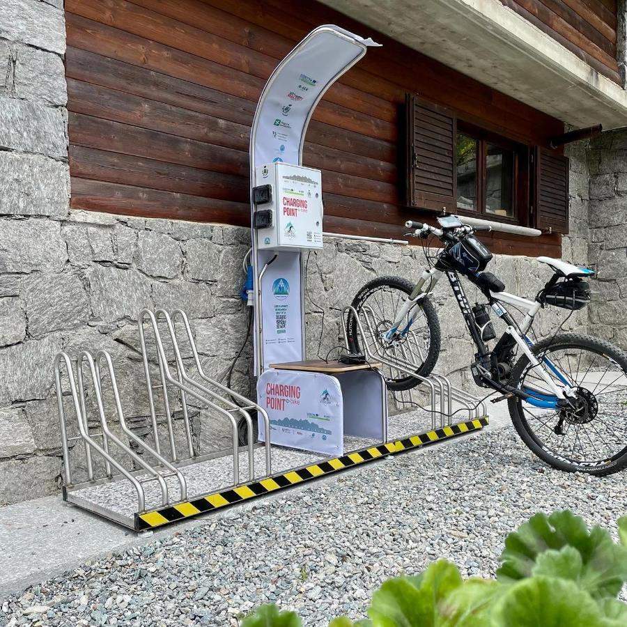 Hotel Gembro Chiesa in Valmalenco Exterior foto