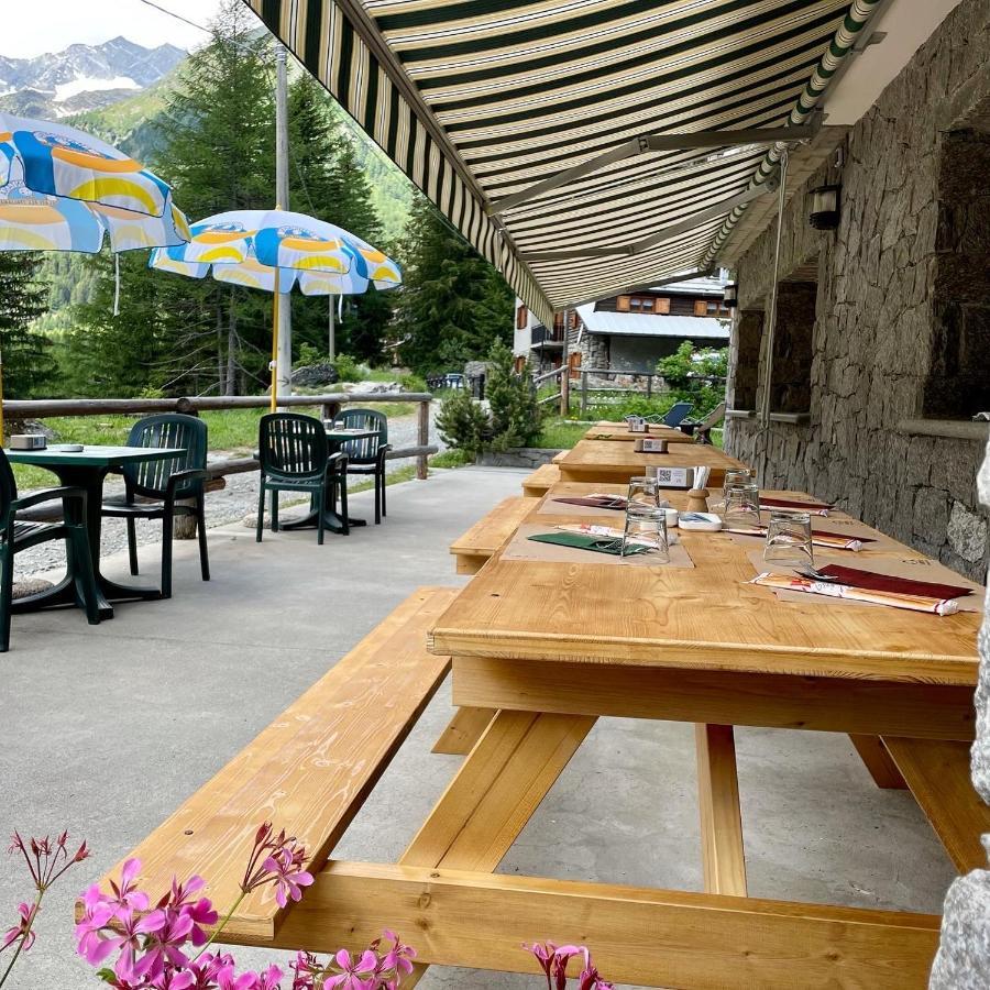 Hotel Gembro Chiesa in Valmalenco Exterior foto